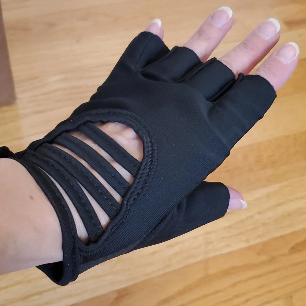 Women's Fitness Training Gloves
